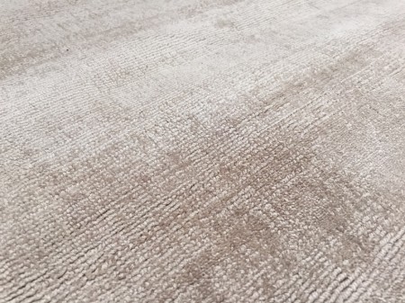 Blade Luxurious Dense Viscose Rug - Putty Blade Luxurious Dense Viscose Rug - Putty