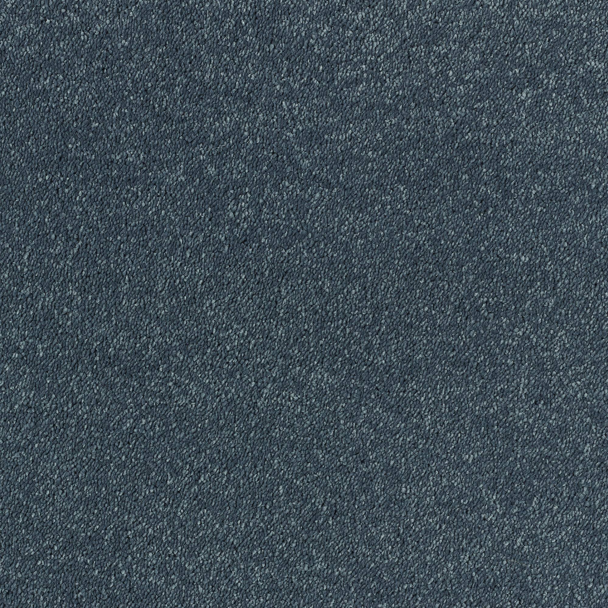 Invincible Glamour Super Soft Saxony Carpet - 12 Deep Sea