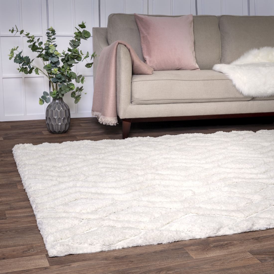 Harrison Shaggy Diamond Curved Rug - Off White