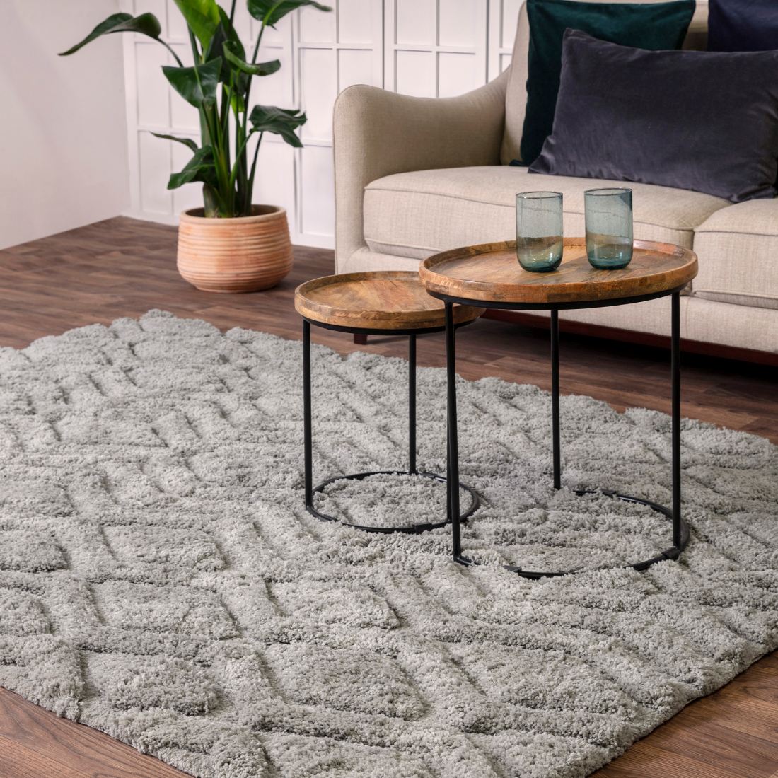 Harrison Shaggy Diamond Curved Rug - Silver