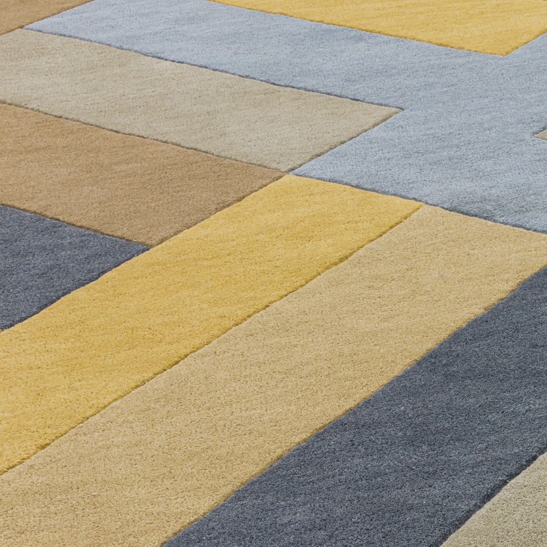 Reef Geometric Wool Runner - Big Zig Ochre Grey RF02