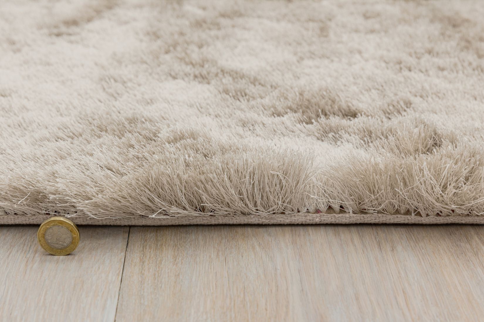 Whisper Shiny Silky Shaggy Rug - Champagne Whisper Shiny Silky Shaggy Rug - Champagne