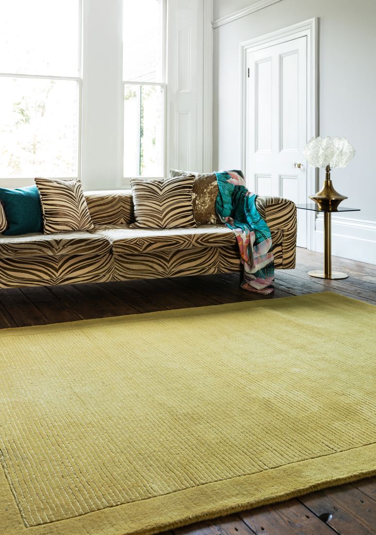 York Luxurious Plain Wool Rug - Yellow