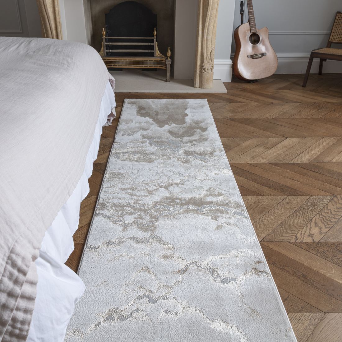 Aurora Abstract High Shine Rug - Linea AU17 Aurora Abstract High Shine Rug - Linea AU17