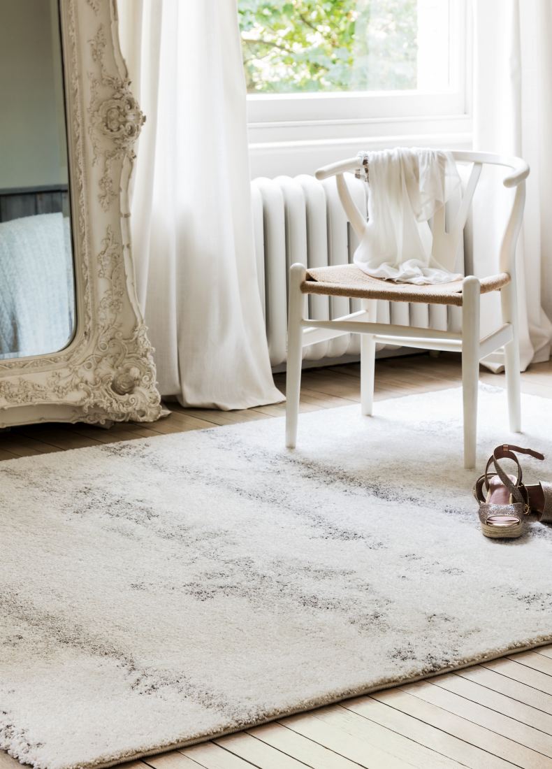 Dream Soft Touch Shaggy Rug - Cream Grey DM09