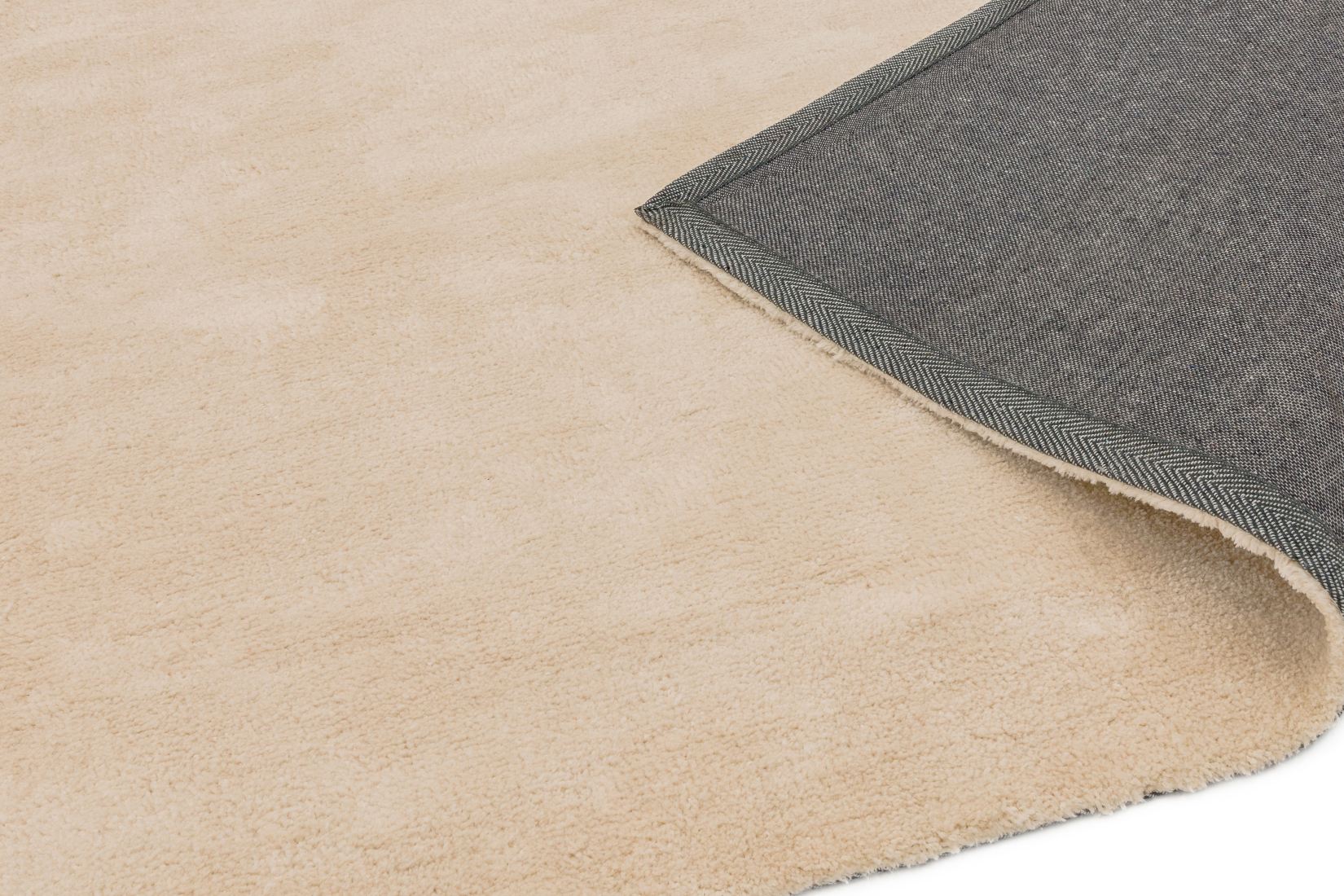 Milo Soft Lustrous Rug - Cream