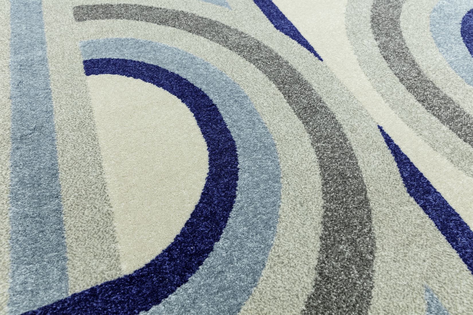 Nova Geometric Rug - Retro Blue NV30