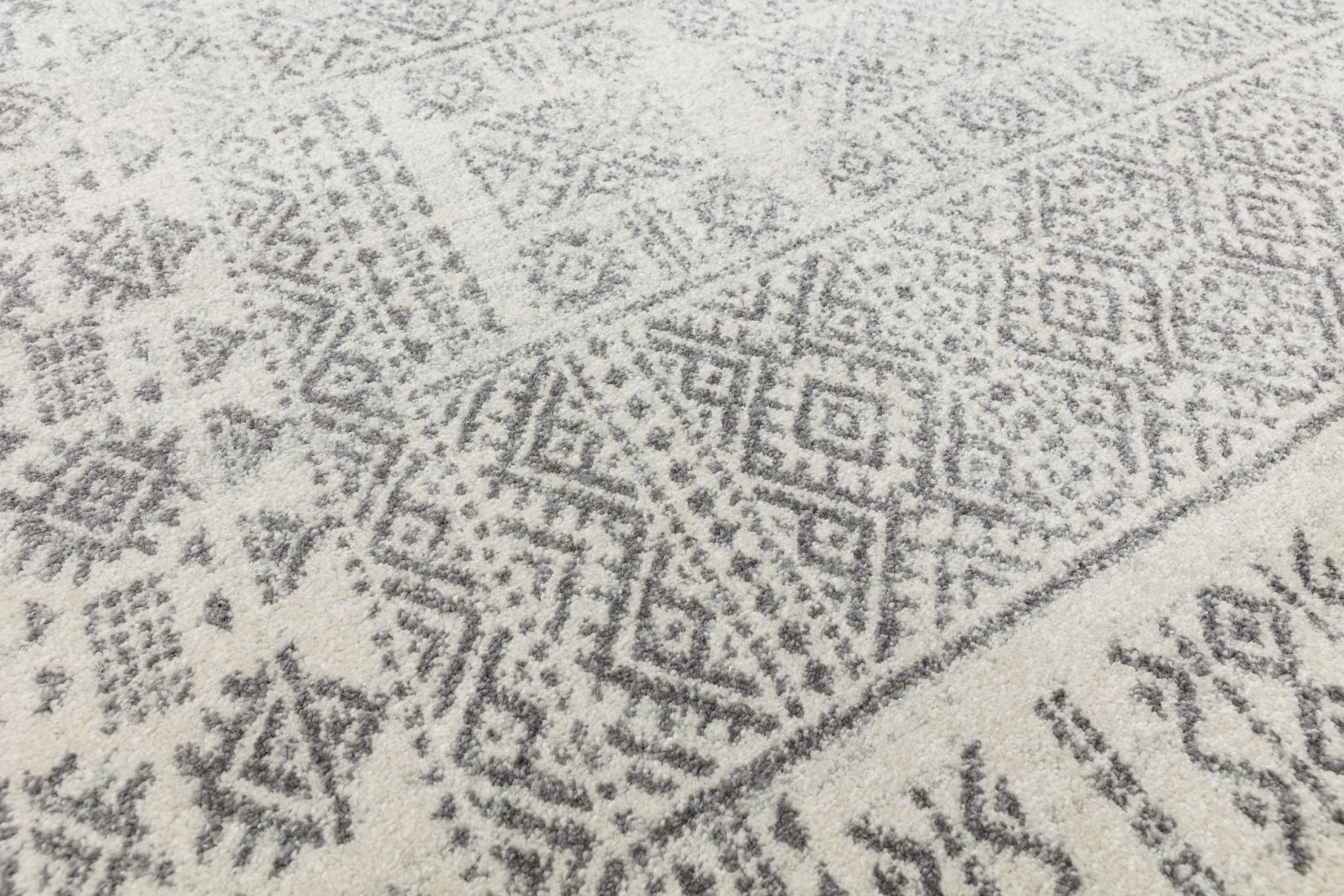 Nova Rug - Tribal Grey NV33