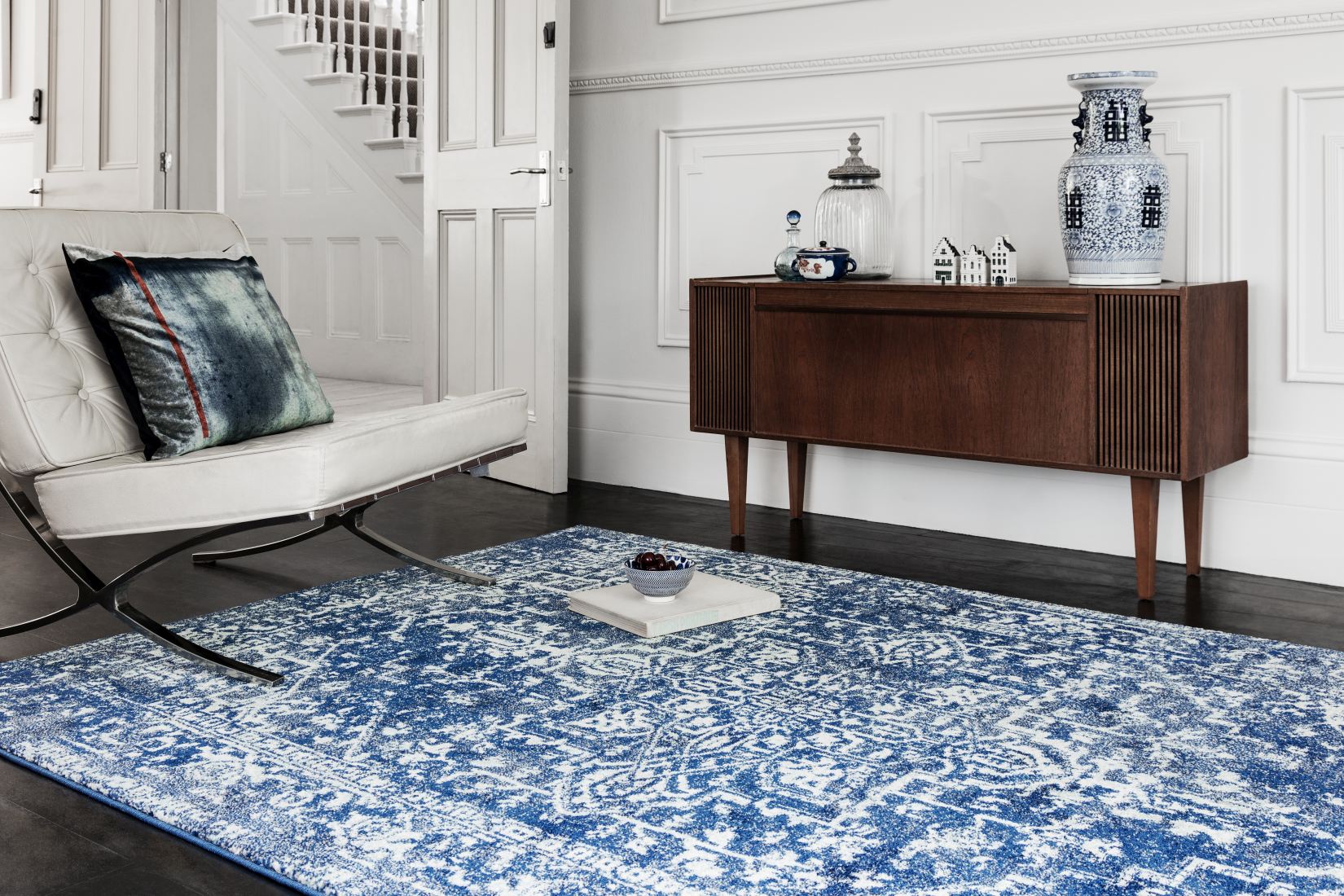 Nova Traditional Rug - Antique Blue NV11