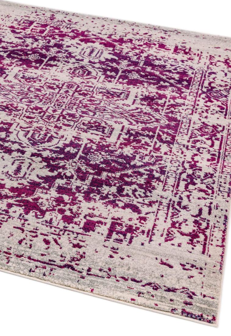 Nova Traditional Rug - Antique Fuchsia NV08