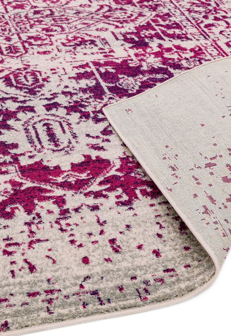 Nova Traditional Rug - Antique Fuchsia NV08