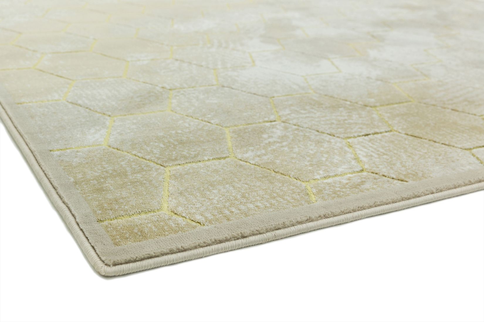 Quantum High Shine Geometric Rug - Honeycomb QU05