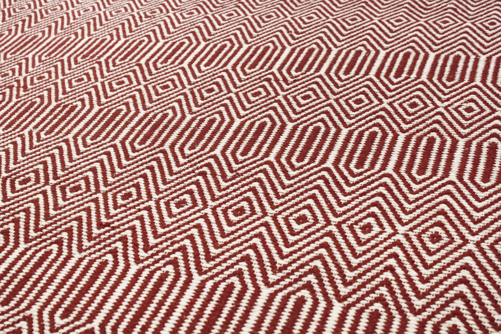 Sloan Geometric Flatweave Cotton Rug - Marsala Sloan Geometric Flatweave Cotton Rug - Marsala