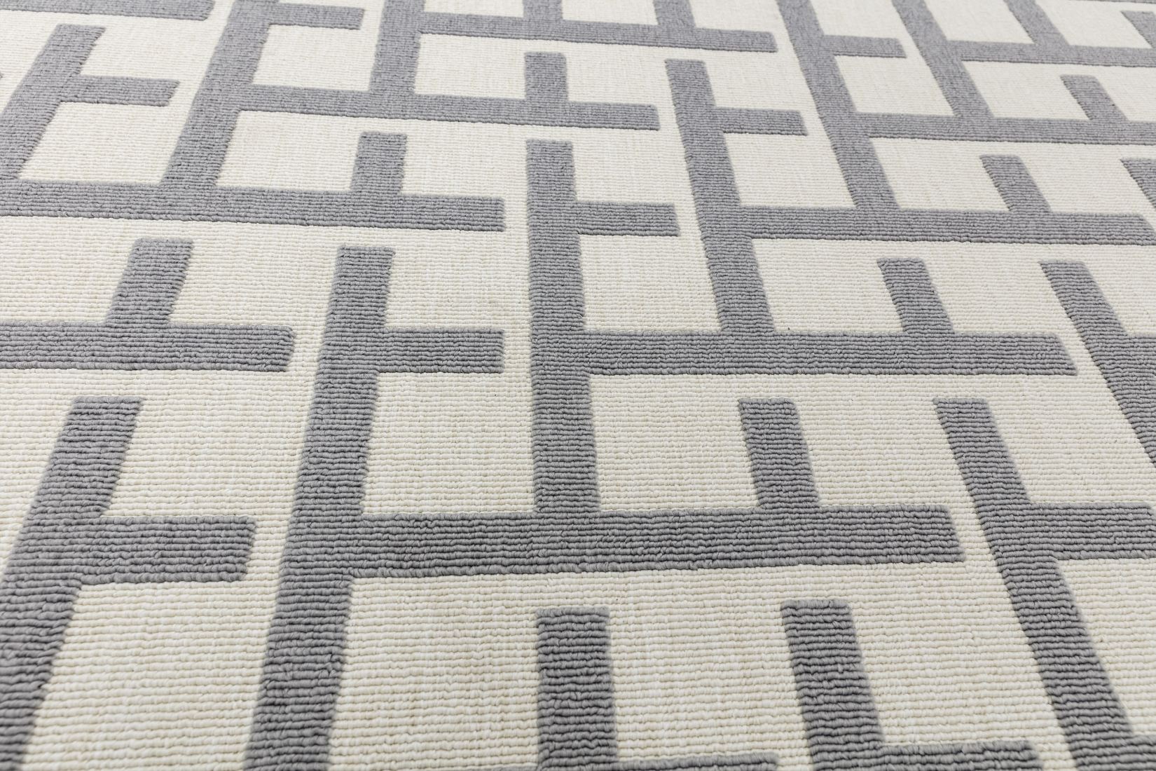 Antibes In/Outdoor Geometric Rug - Grey White Grid AN03