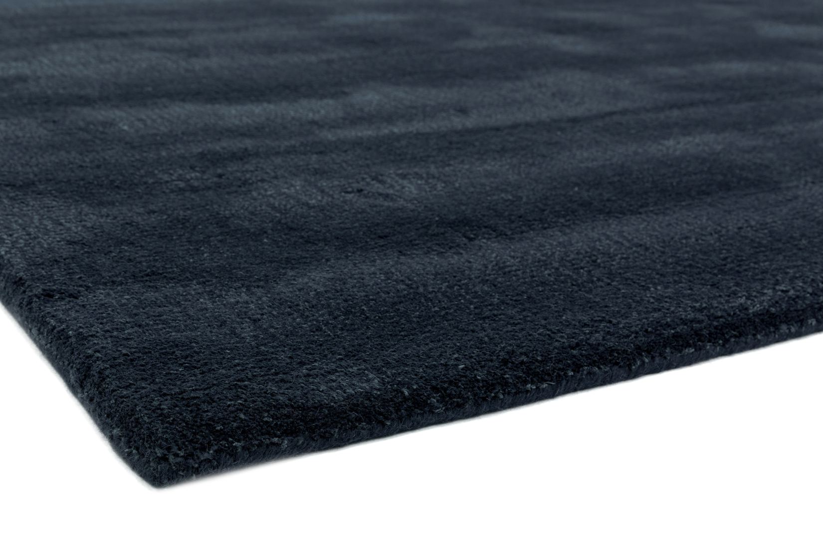 Aran Luxurious Wool & Viscose Rug - Midnight Aran Luxurious Wool & Viscose Rug - Midnight