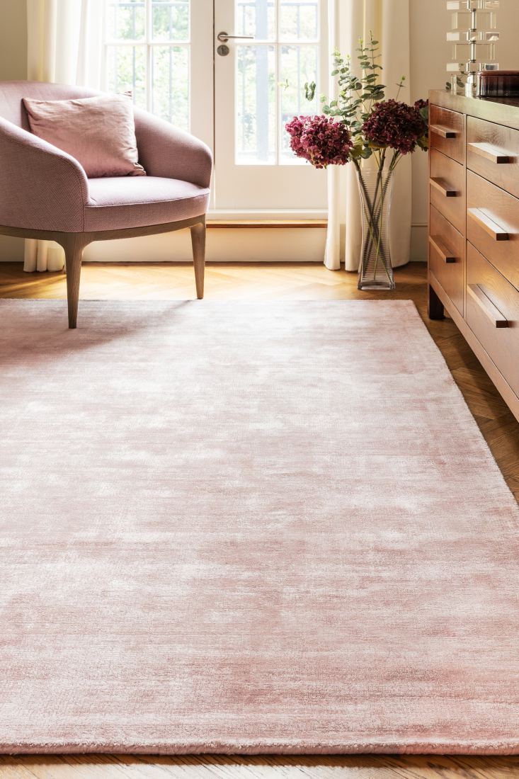 Blade Luxurious Dense Viscose Rug - Pink Blade Luxurious Dense Viscose Rug - Pink