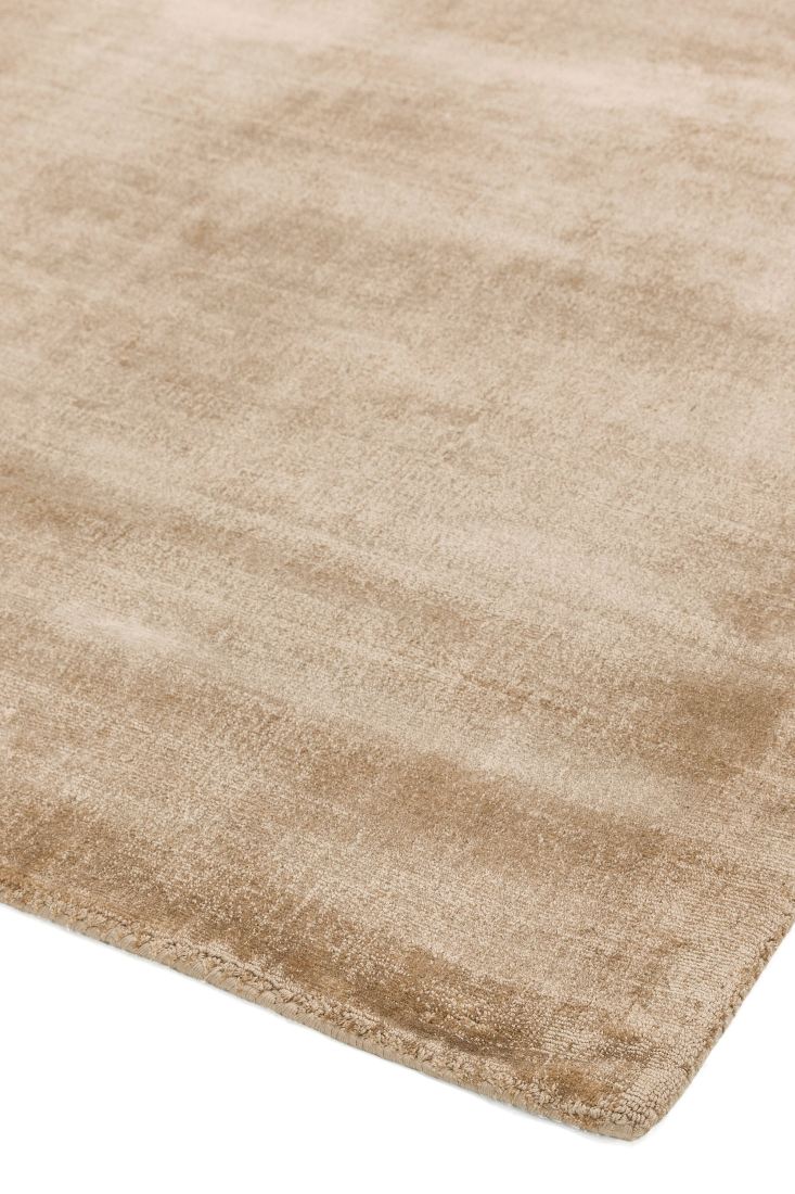 Blade Luxurious Dense Viscose Rug - Champagne