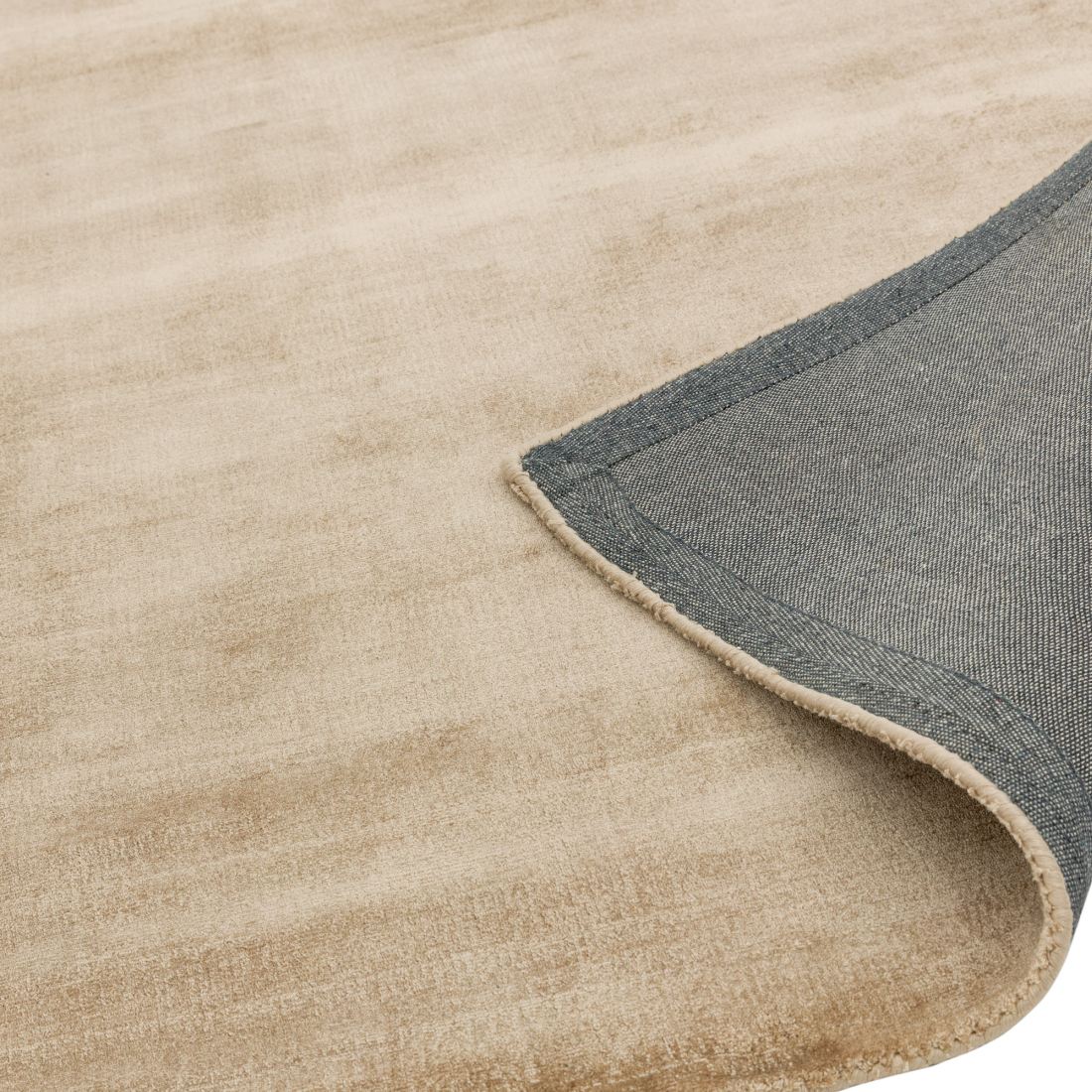 Blade Luxurious Dense Viscose Runner - Champagne Blade Luxurious Dense Viscose Runner - Champagne