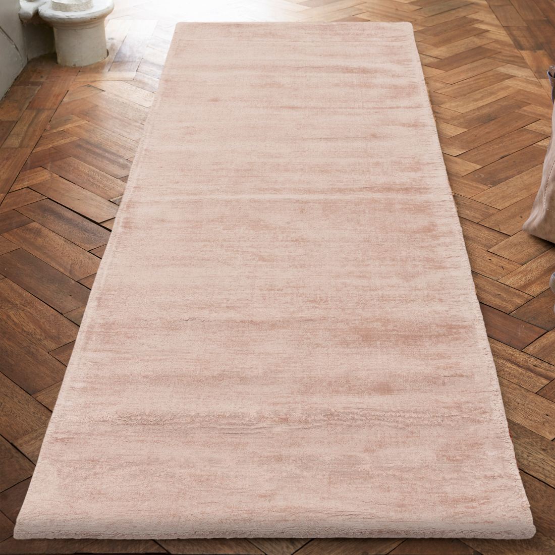 Blade Luxurious Dense Viscose Runner - Pink