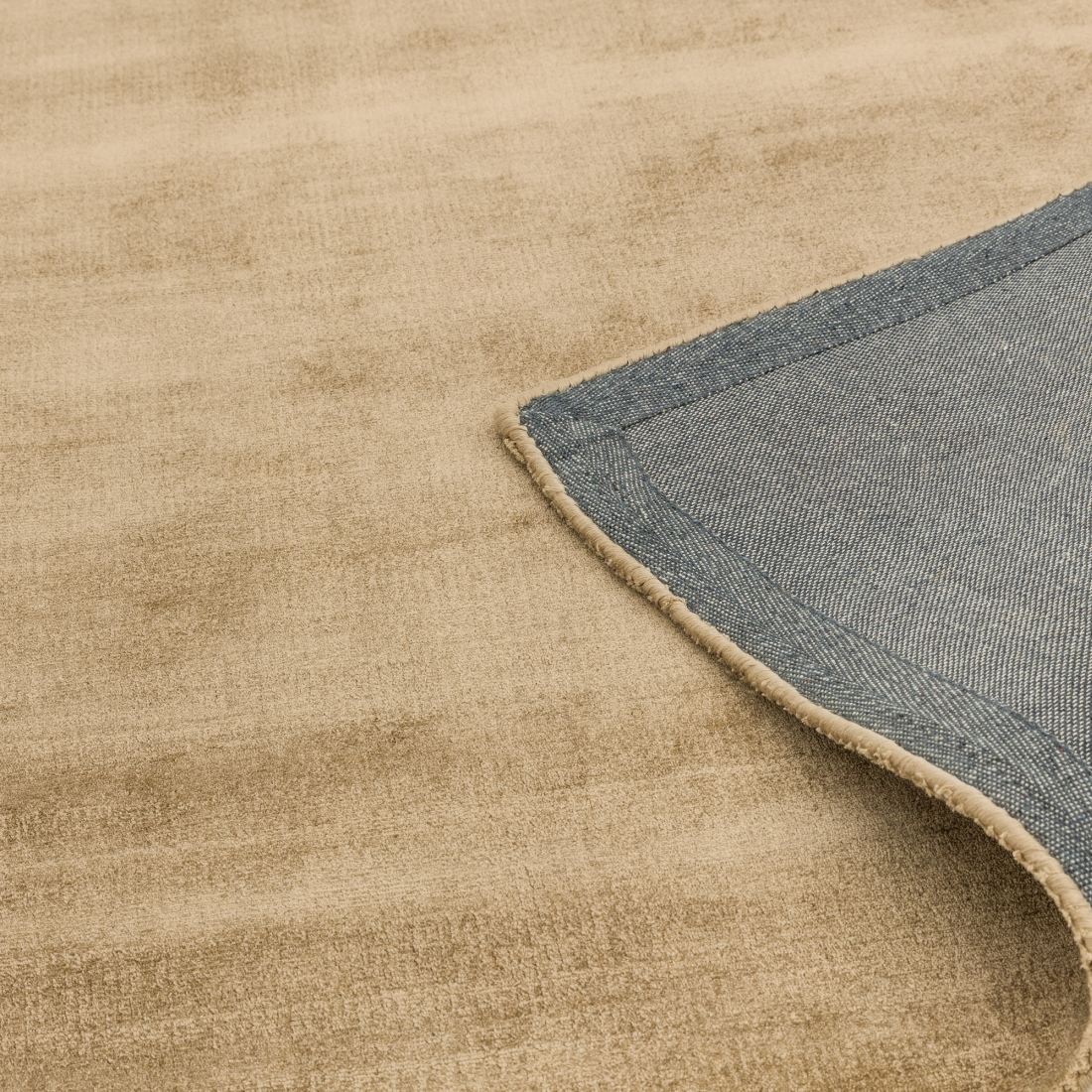 Blade Luxurious Dense Viscose Runner - Soft Gold Blade Luxurious Dense Viscose Runner - Soft Gold