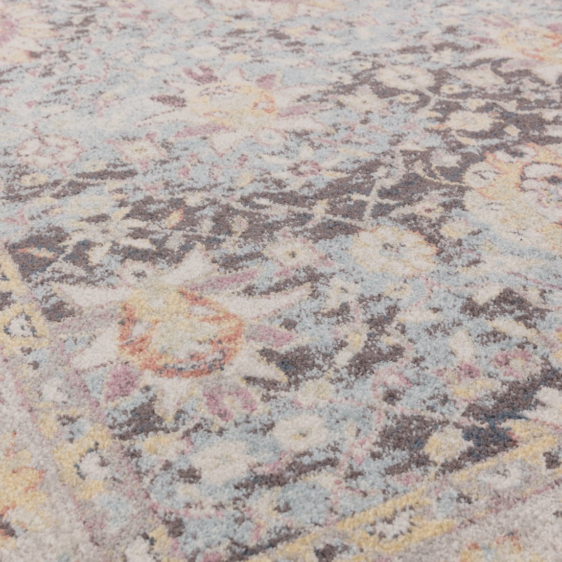 Flores Traditional Rug - Gita FR03 Flores Traditional Rug - Gita FR03