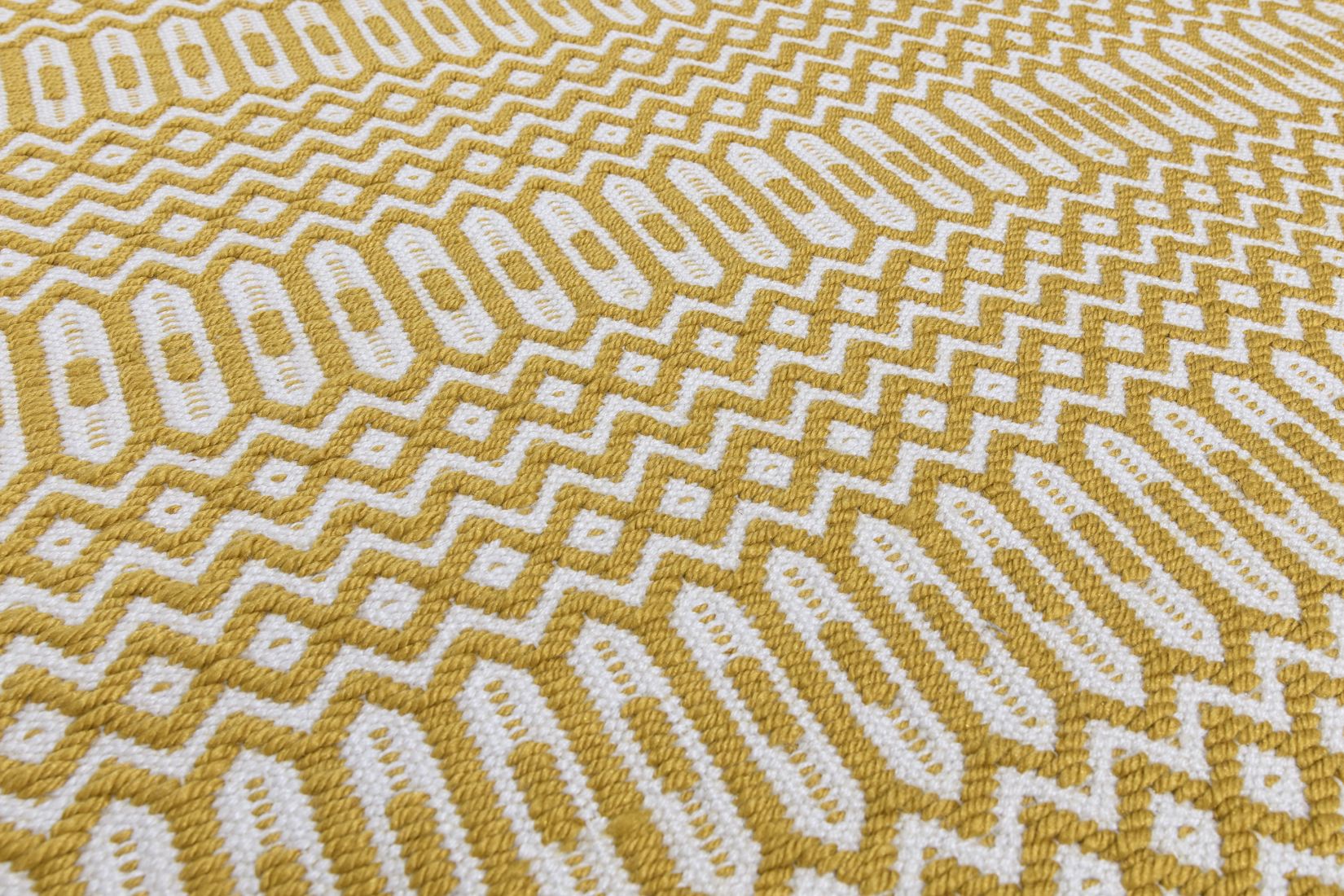 Halsey Geometric Flatweave Rug - Mustard