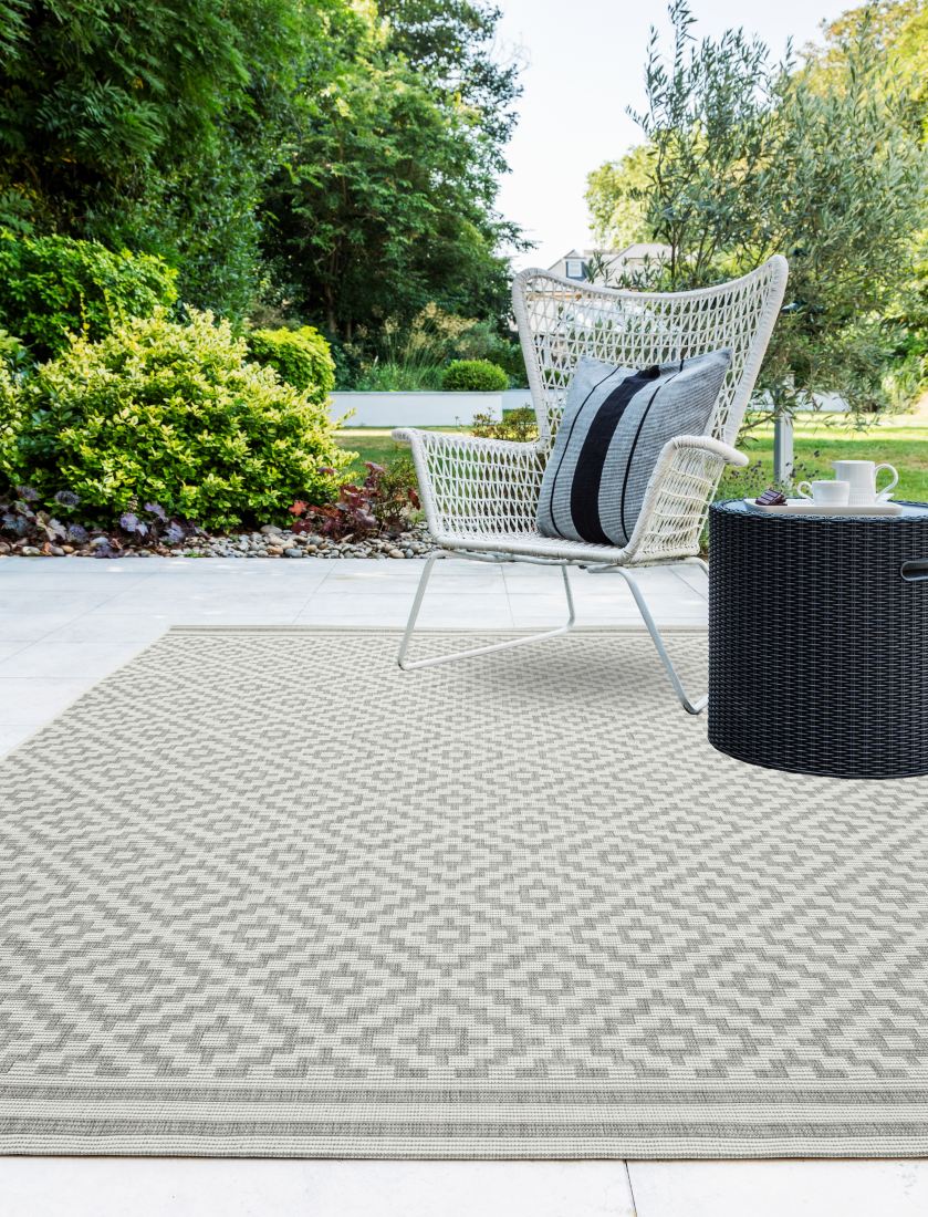 Patio In/Outdoor Geometric Rug - Diamond Grey PAT11