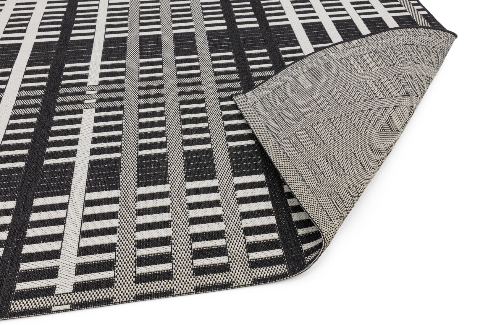 Patio In/Outdoor Geometric Rug - Black Grid PAT22