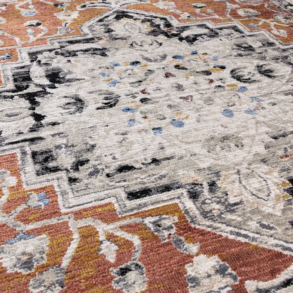 Sovereign Traditional Rug - Terracotta Medallion Sovereign Traditional Rug - Terracotta Medallion