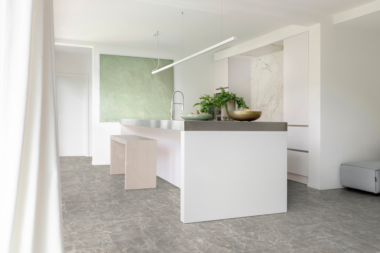 Natural Trends Marble Vinyl - Portoro 593 Natural Trends Marble Vinyl - Portoro 593