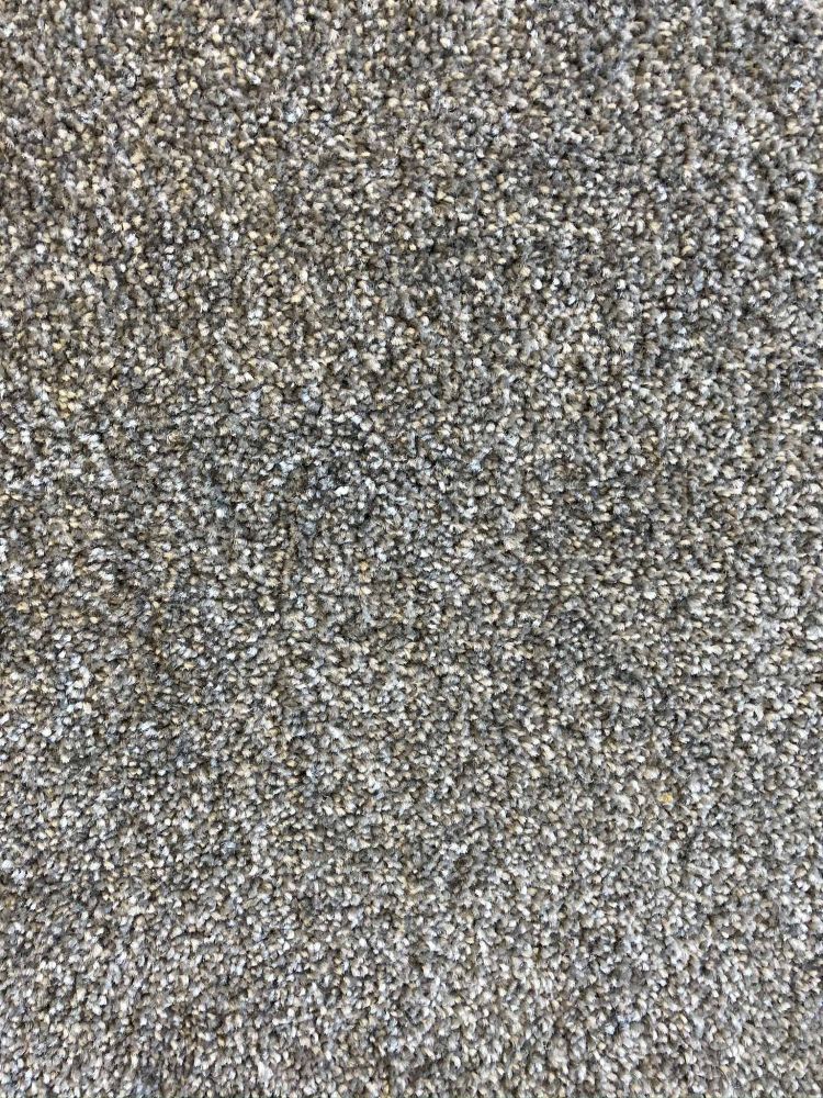 Everest Elite Saxony Carpet - 75 Pebbles