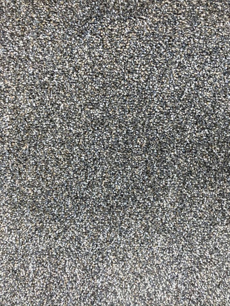 Everest Elite Saxony Carpet - 76 Pewter Everest Elite Saxony Carpet - 76 Pewter