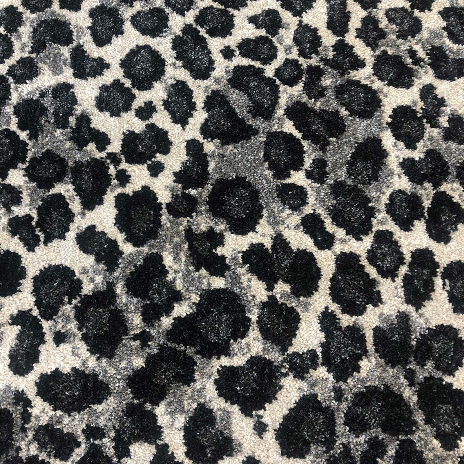 Mendoza Pattern Carpet - Ice Leopard