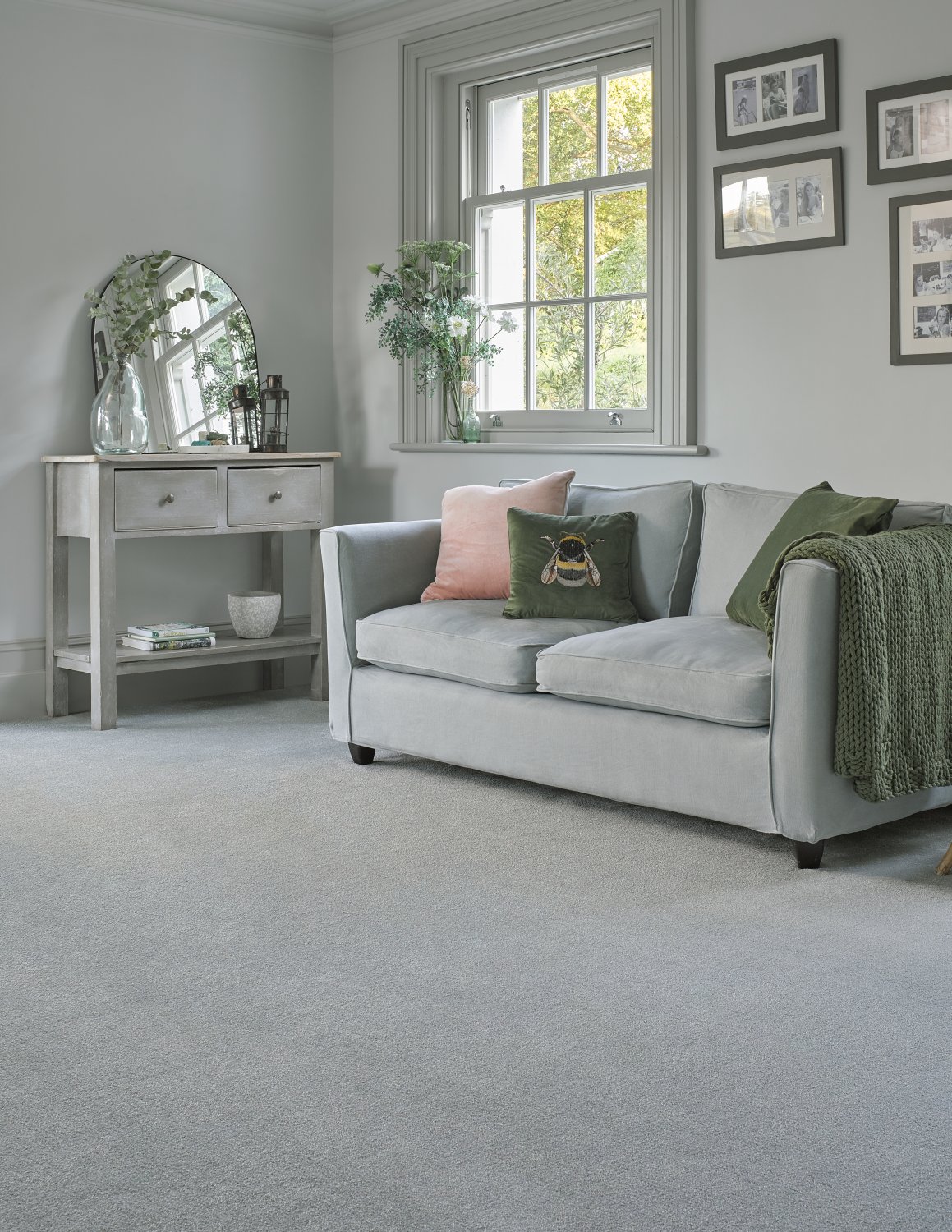 Regal Touch Luxurious Heavy Twist Carpet - Striking Regal Touch Luxurious Heavy Twist Carpet - Striking