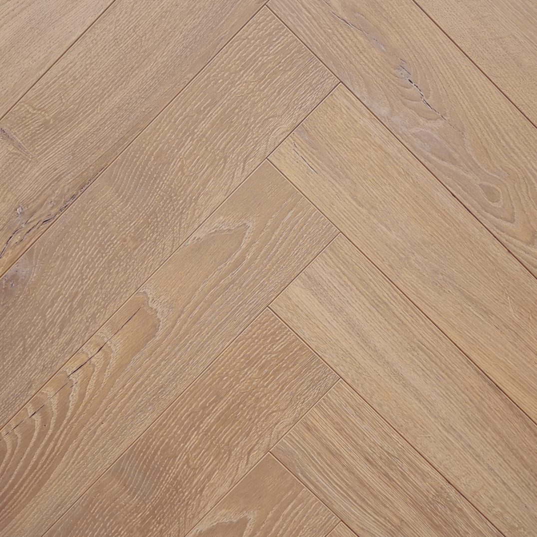 Desert Oak Herringbone 