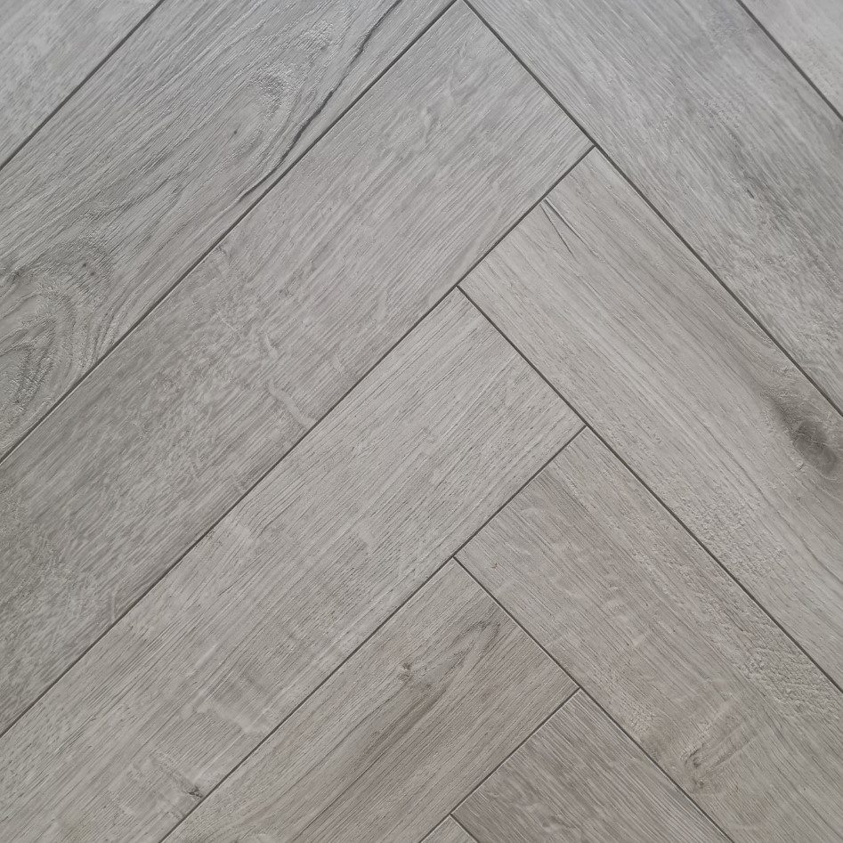 Robust Grey Oak Herringbone 