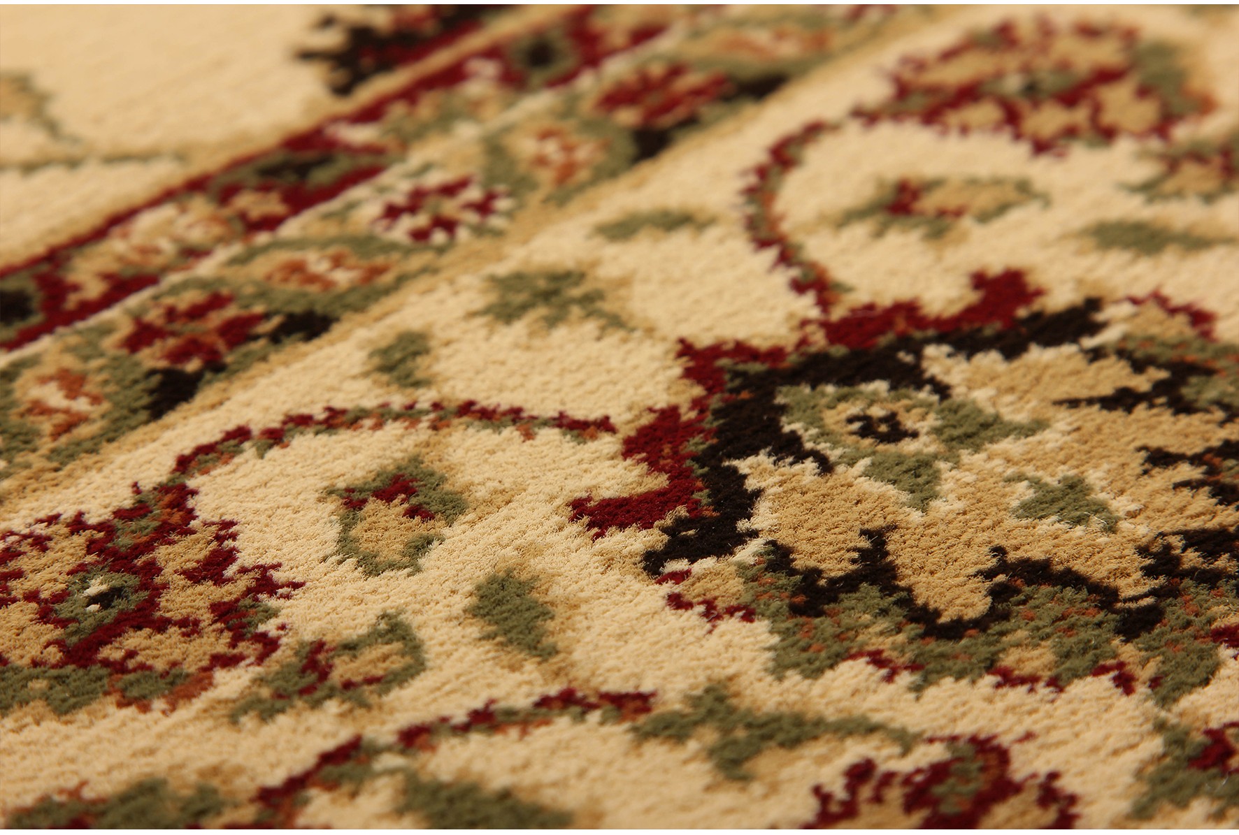 Kendra Traditional Rug - 137W Cream