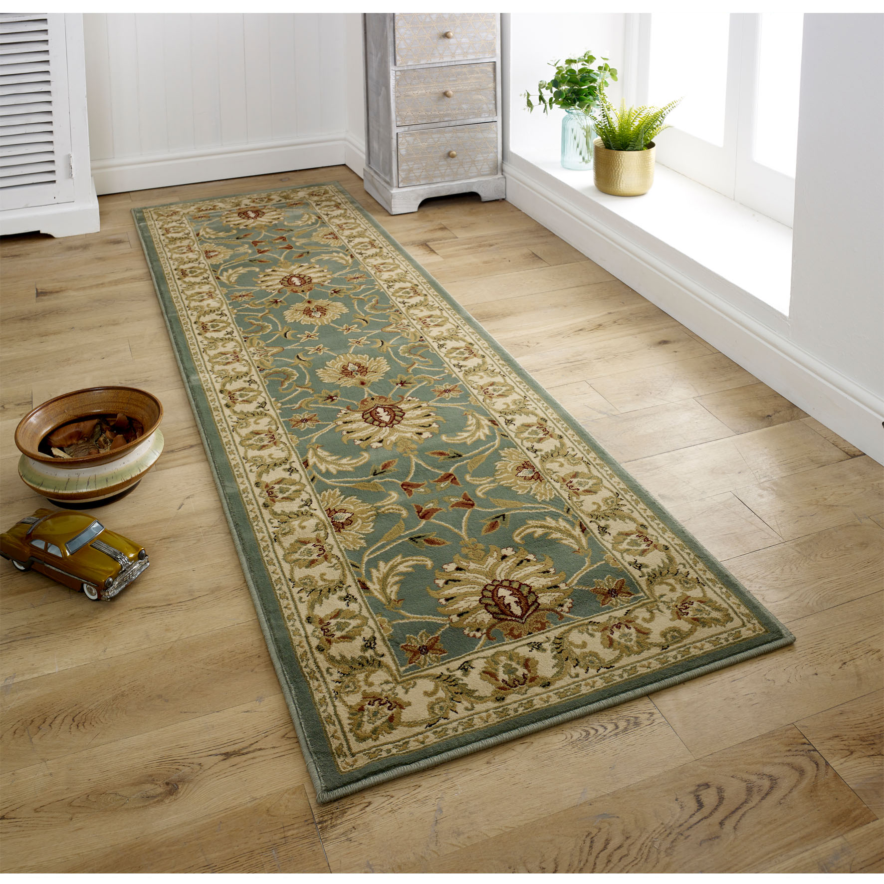 Kendra Traditional Rug - 45L Green Gold