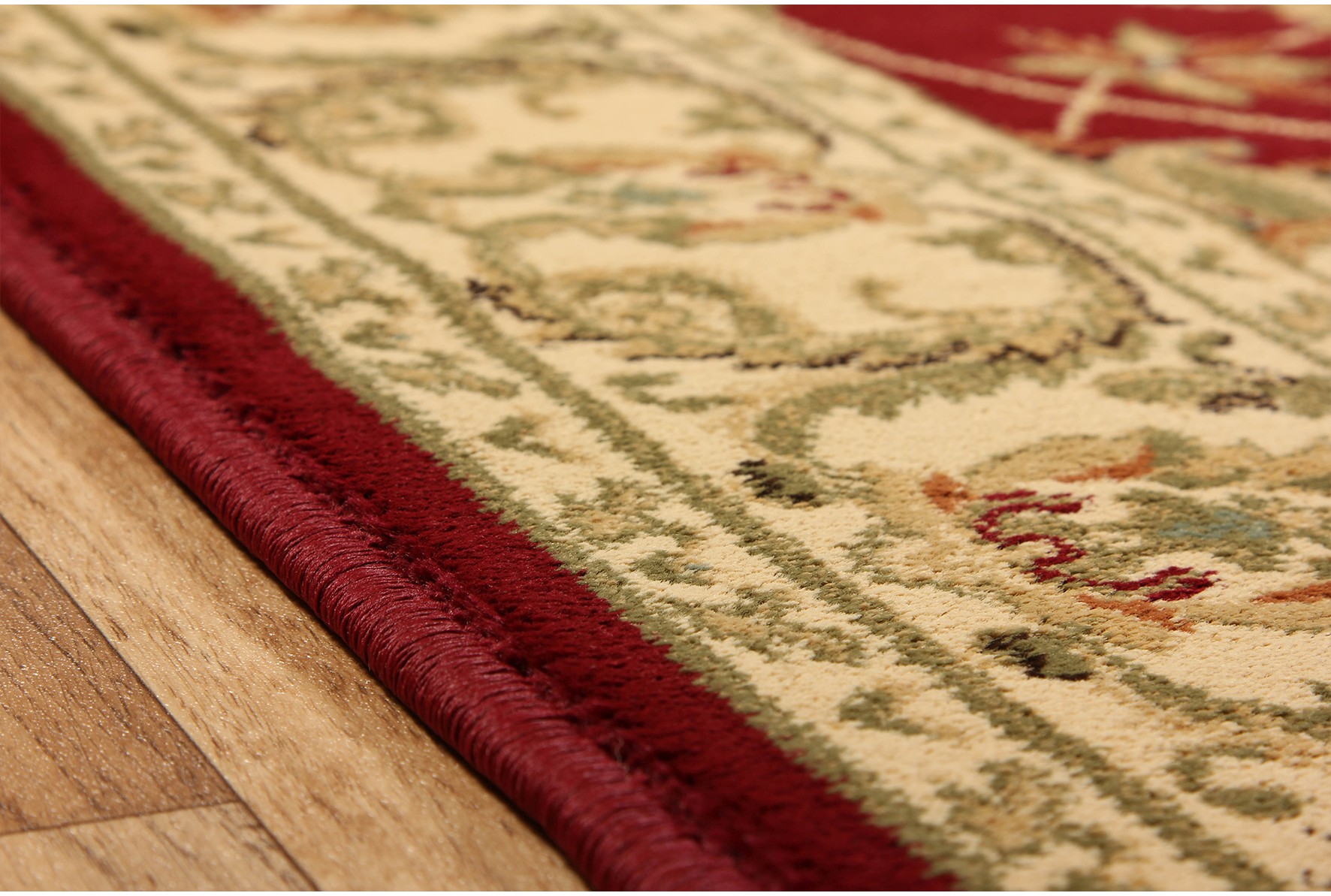 Kendra Traditional Rug - 45M Red Gold