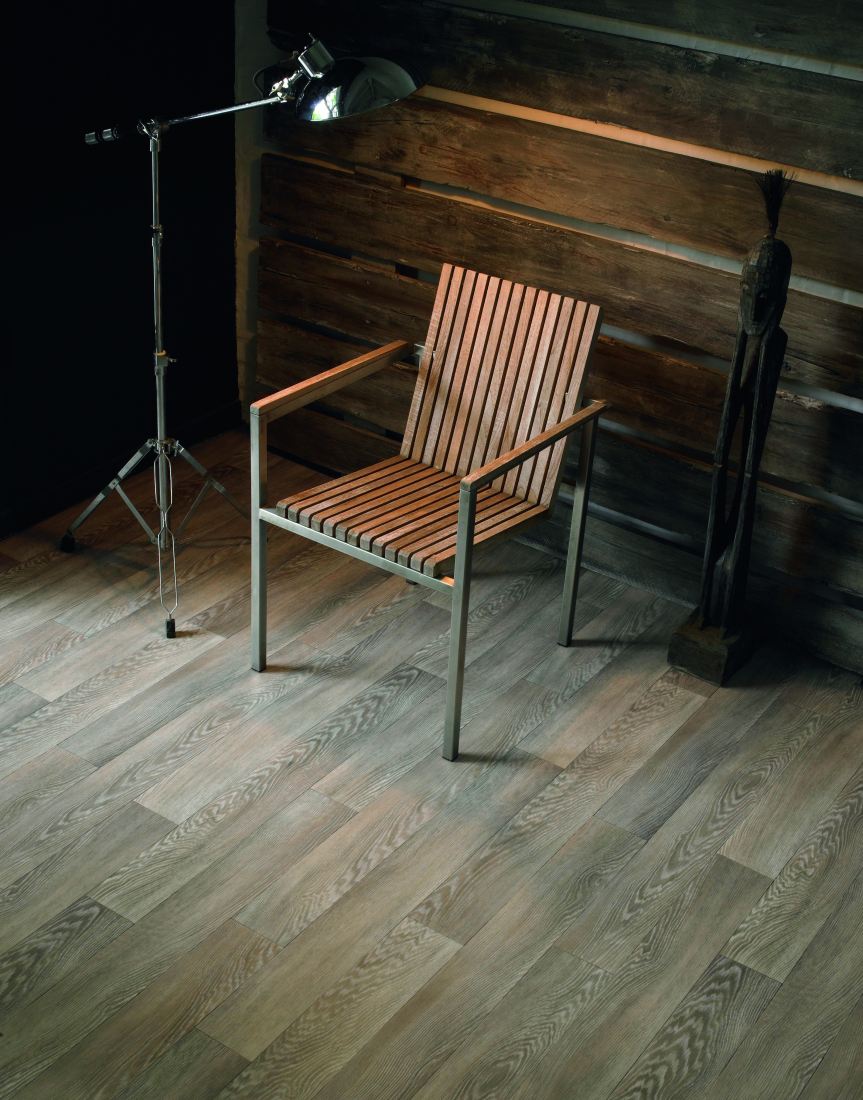 Montana Vinyl - Painted Oak Montana Vinyl - Painted Oak