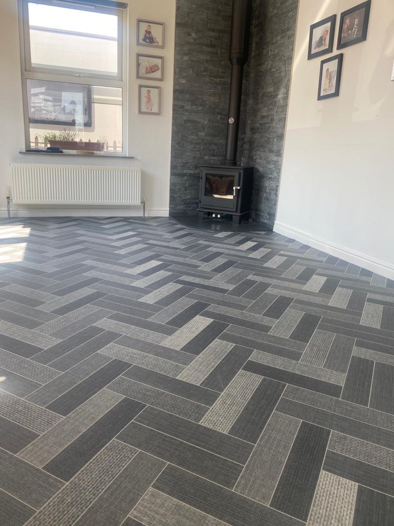 Mammoth Vinyl - Grey Tile M1501 Mammoth Vinyl - Grey Tile M1501