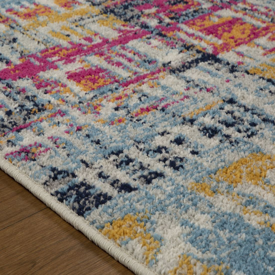 Gilbert Abstract Runner - 4152Q Gilbert Abstract Runner - 4152Q
