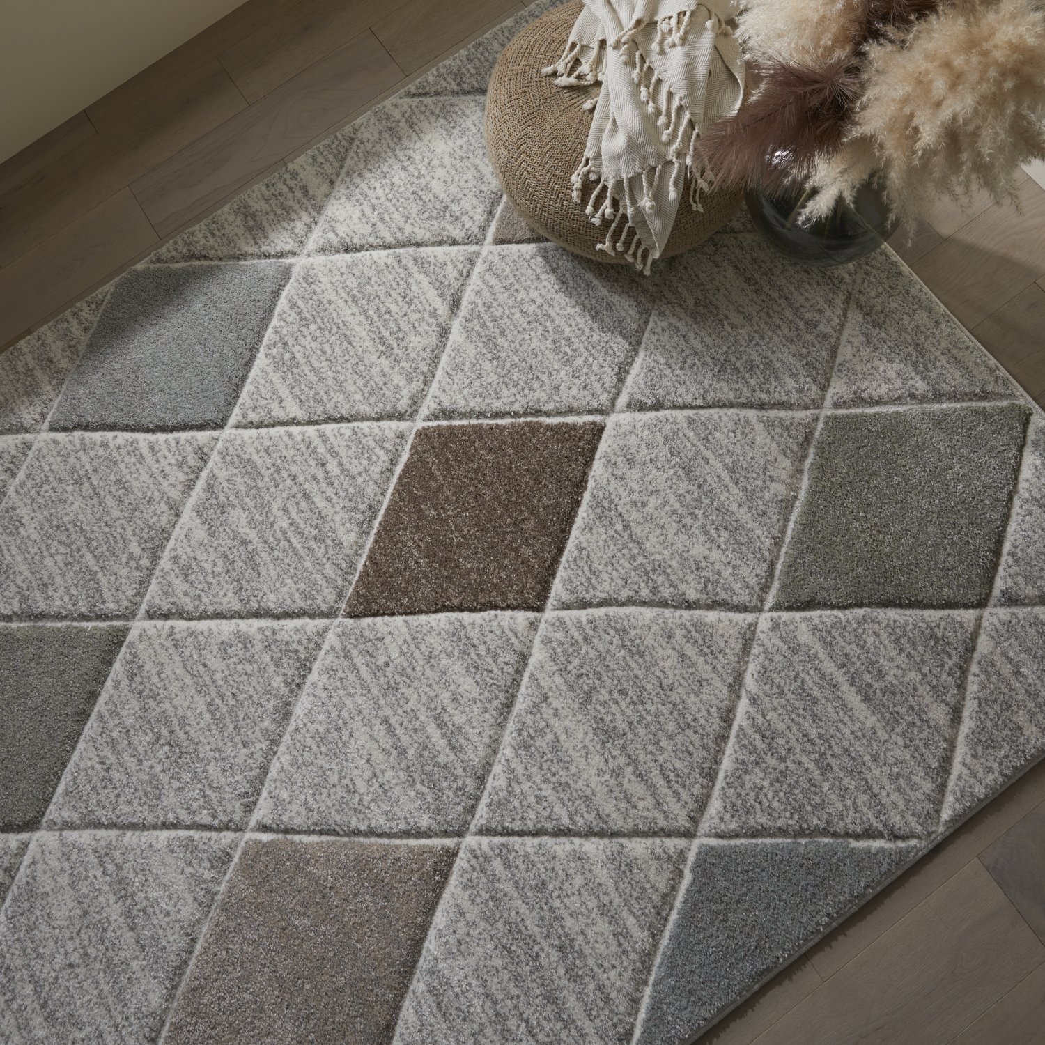 Gio Geometric Rug - 5X Grey