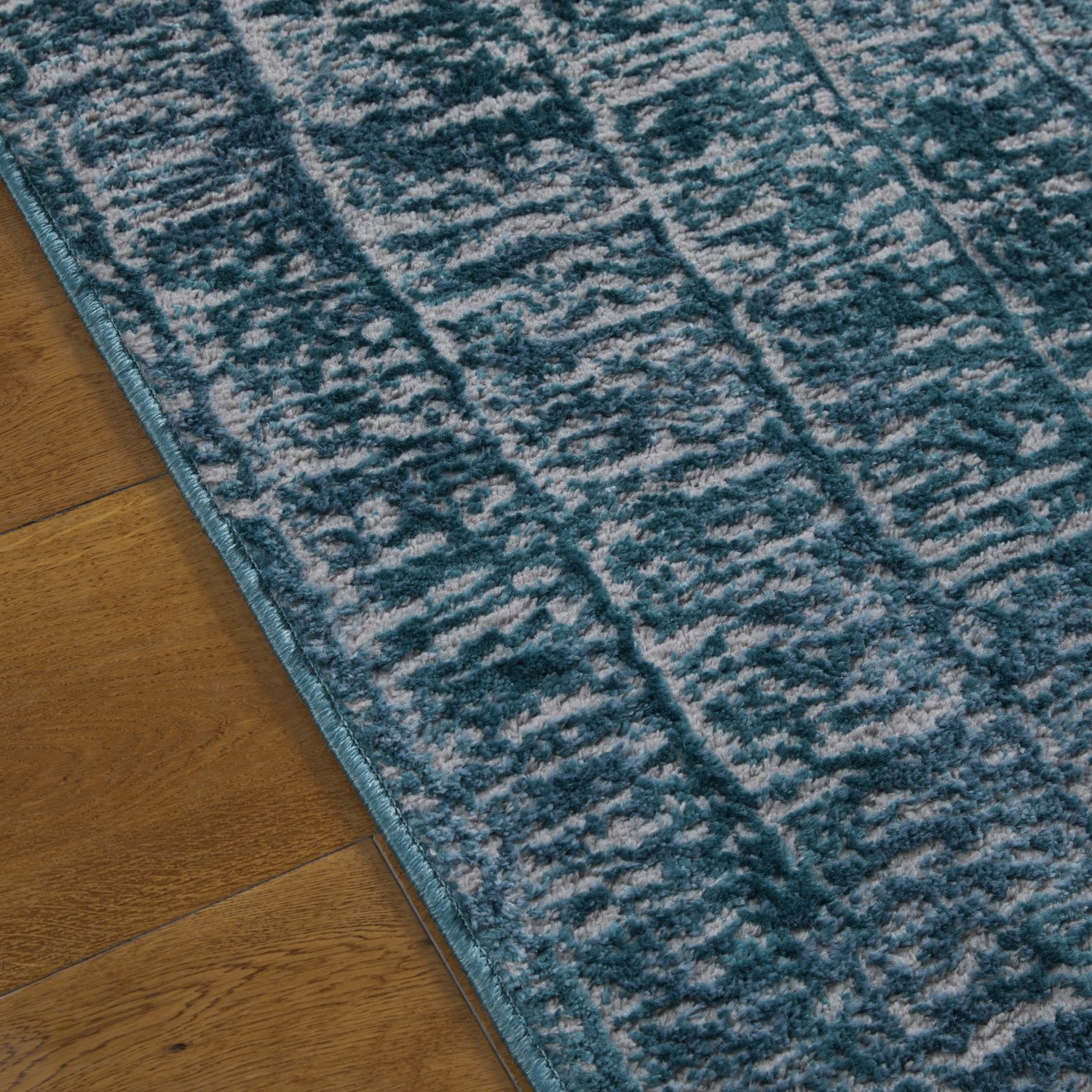 Manhattan Modern Runner - 709B Blue Manhattan Modern Runner - 709B Blue