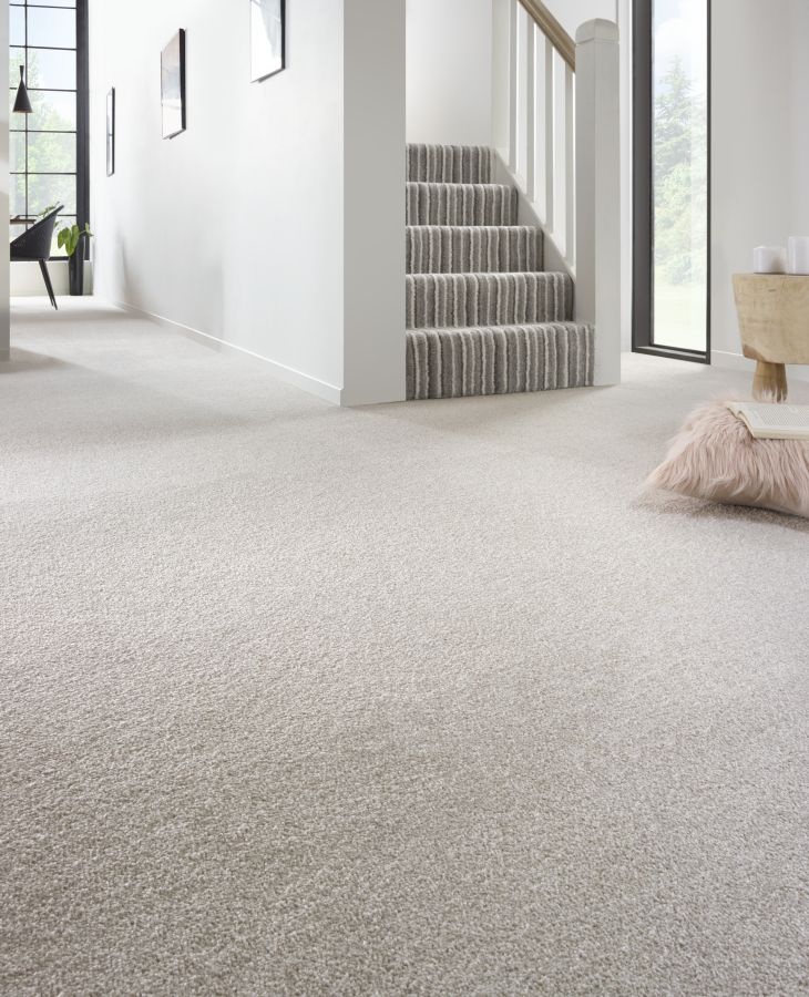 Monaco Saxony Carpet - Topaz White 910 Monaco Saxony Carpet - Topaz White 910