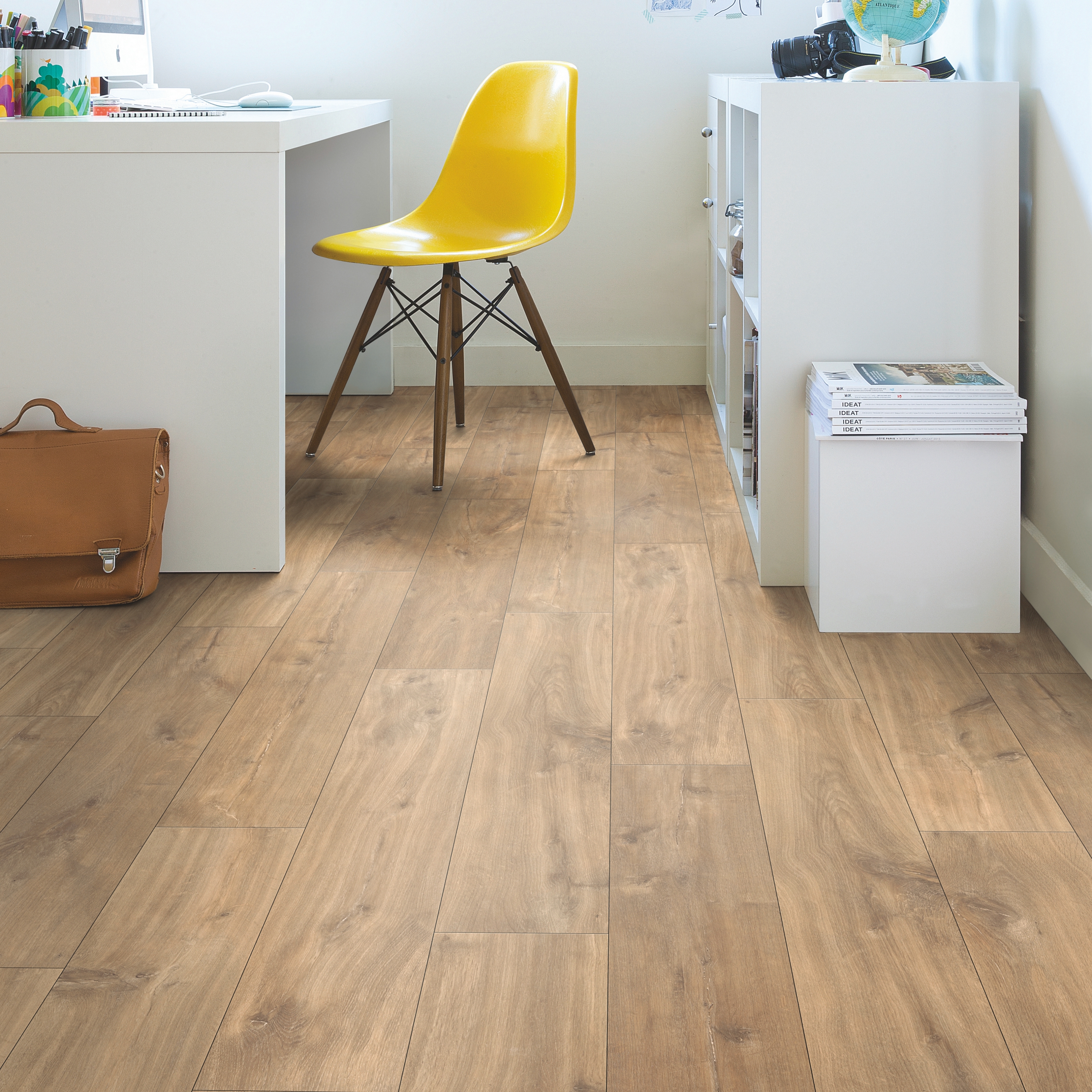 Natural oak. Ламинат quick Step creo Plus. Ламинат Квик степ дуб. Ламинат quick Step Classic дуб. Ламинат quick-Step creo Plus crp5333 дуб бежевый выбеленный.