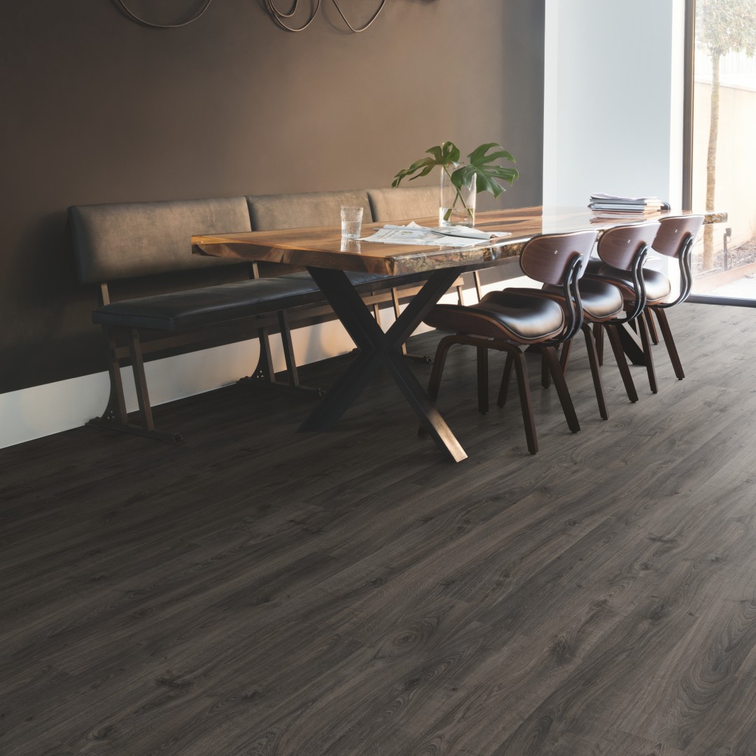 Eligna Newcastle Oak - Dark