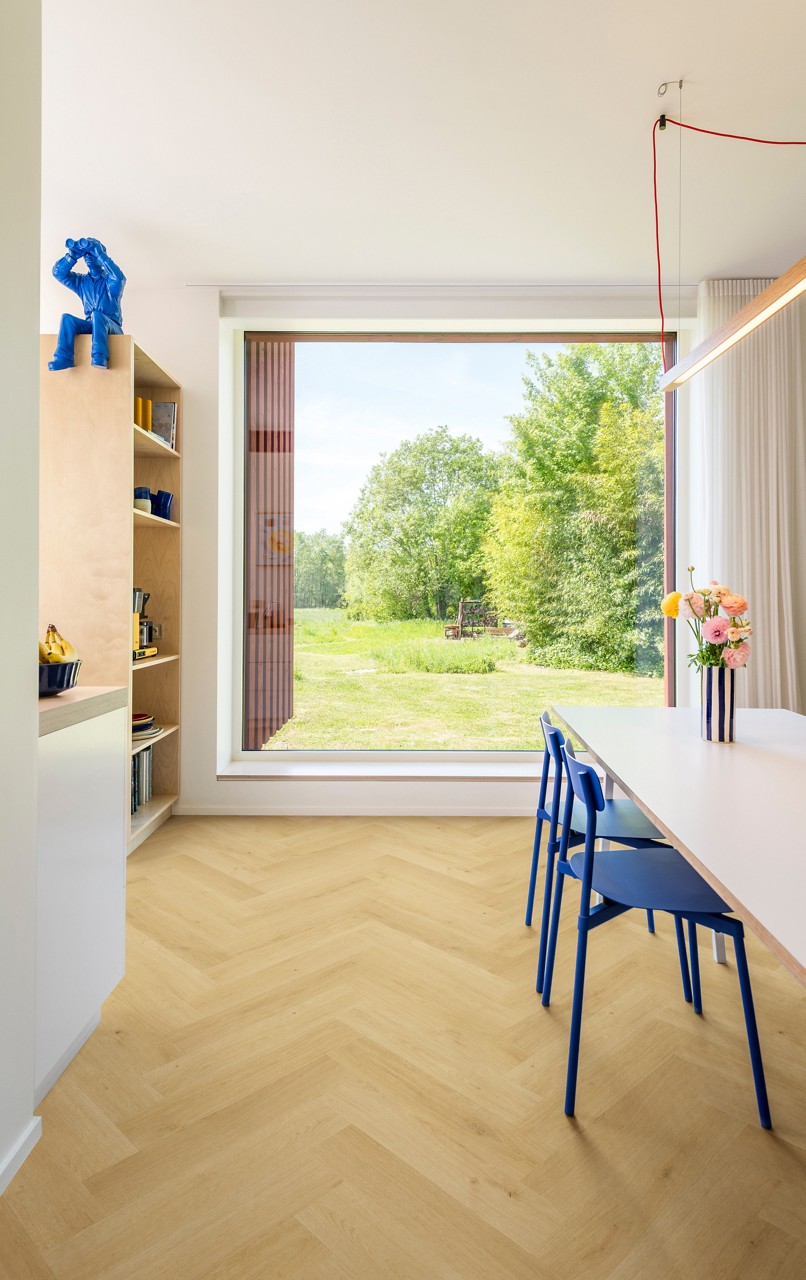 Impressive Designs Nutmeg Oak