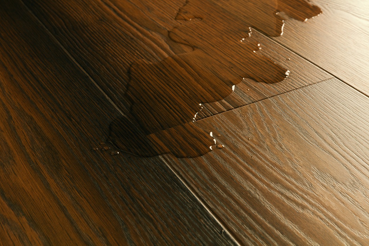Impressive Ultra Smoked Oak
