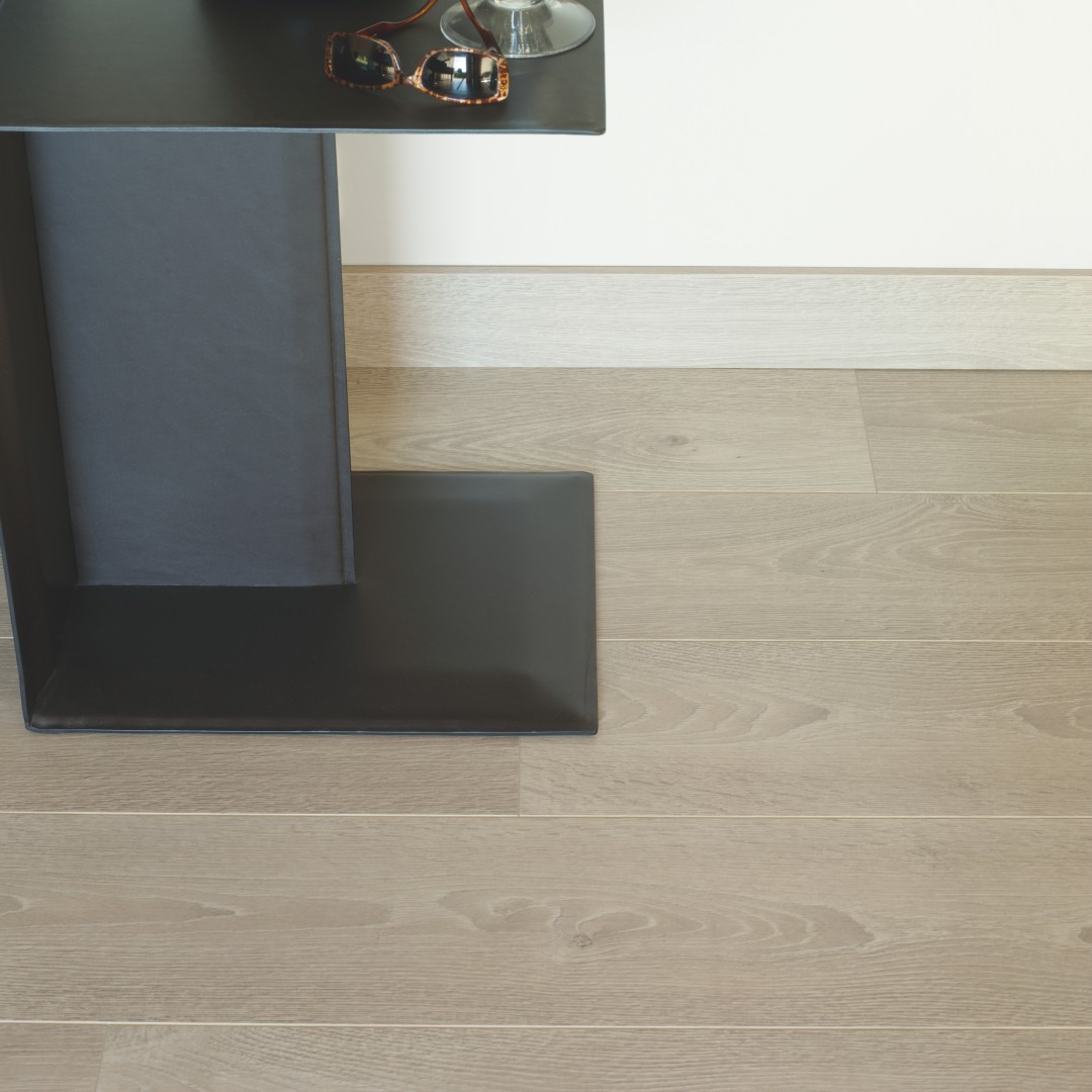 Largo White Vintage Oak Largo White Vintage Oak
